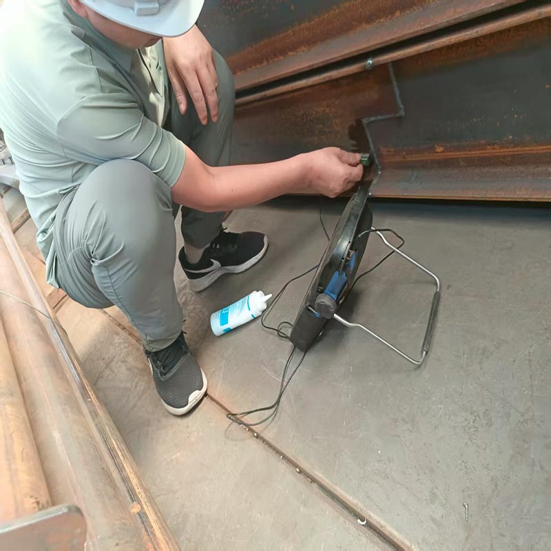 Liweiyuan altzairuzko egiturak Tailandiara esportatutako altzairuzko egiturako biltegien ultrasoinu probak osatzen ditu