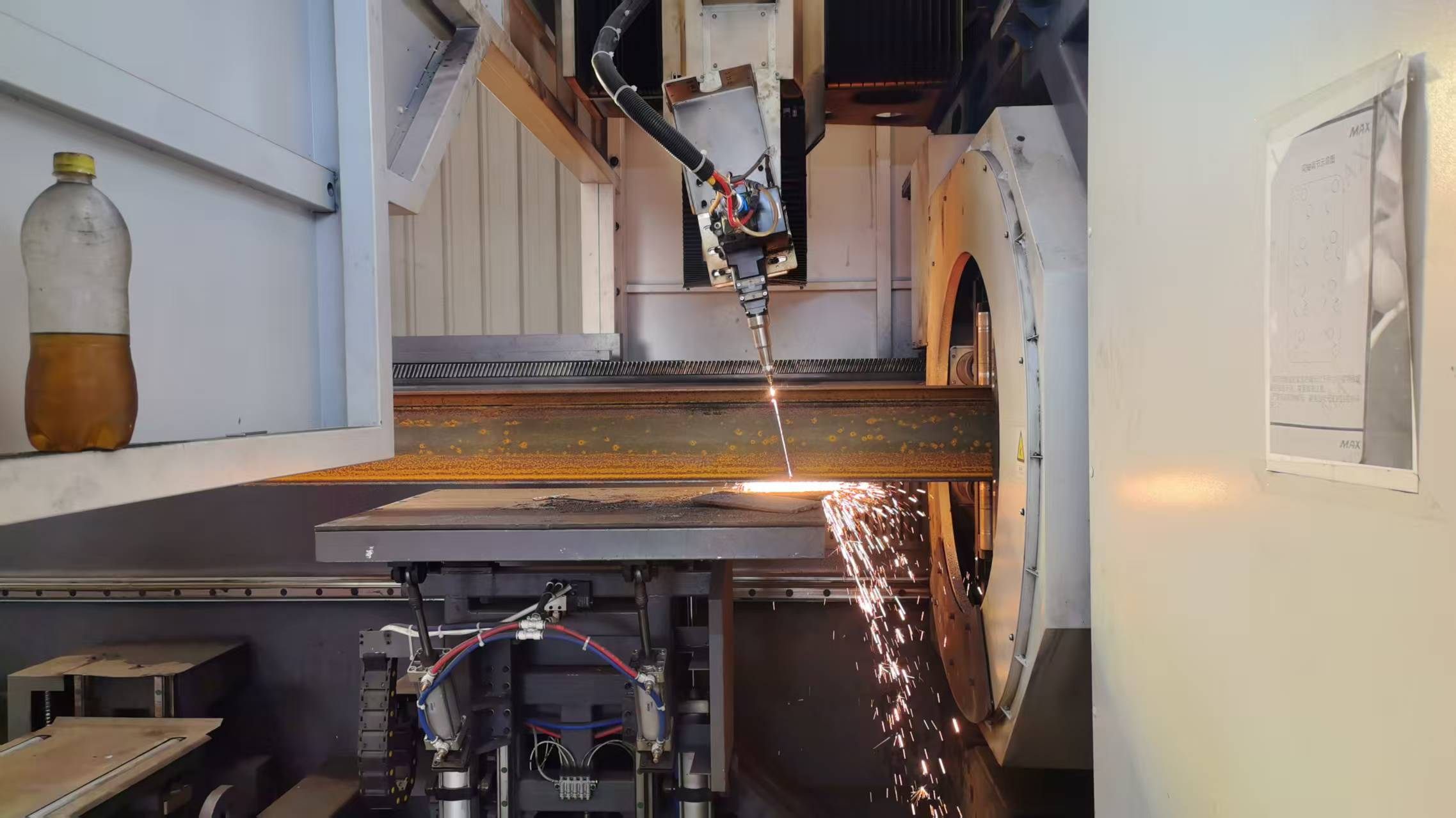 Liweiyuan-ek altzairuzko egitura prozesatzeko kalitate-albisteak hobetzen ditu